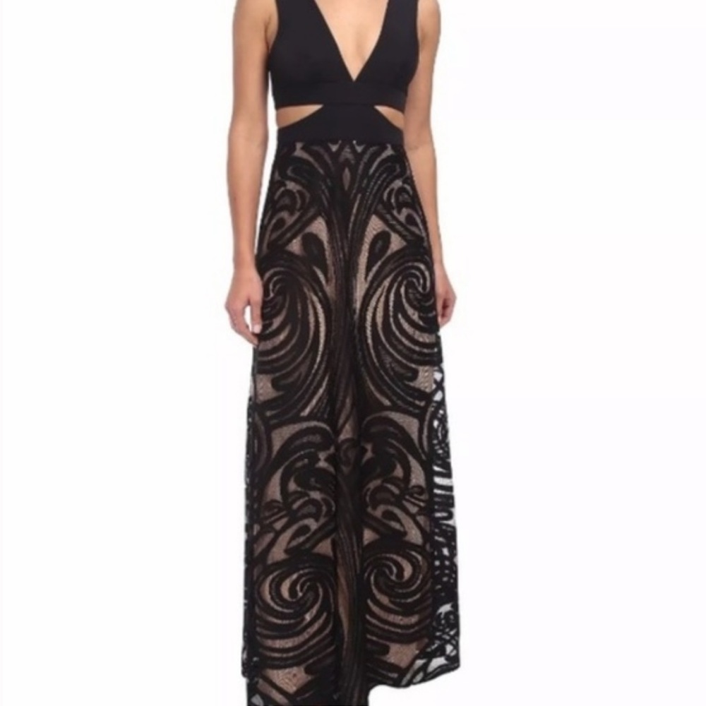 💗HP💗 BCBGmaxazria Marilyne Cutout Gown